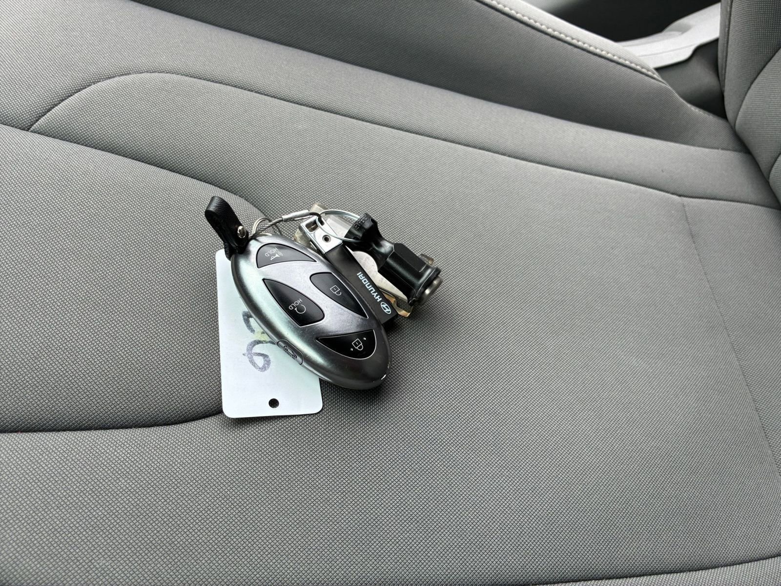 Used 2025 Hyundai Elantra SEL FWD image 18