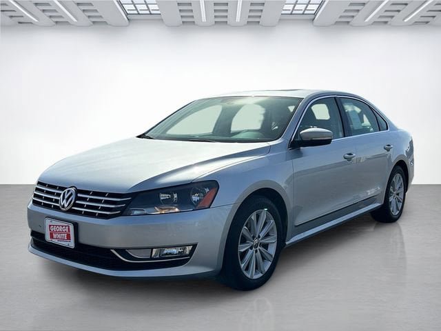 Used 2013 Volkswagen Passat 2.5 SEL Premium image 8