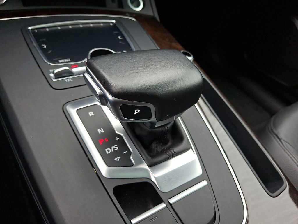 Used 2018 Audi Q5 2.0T Premium image 16