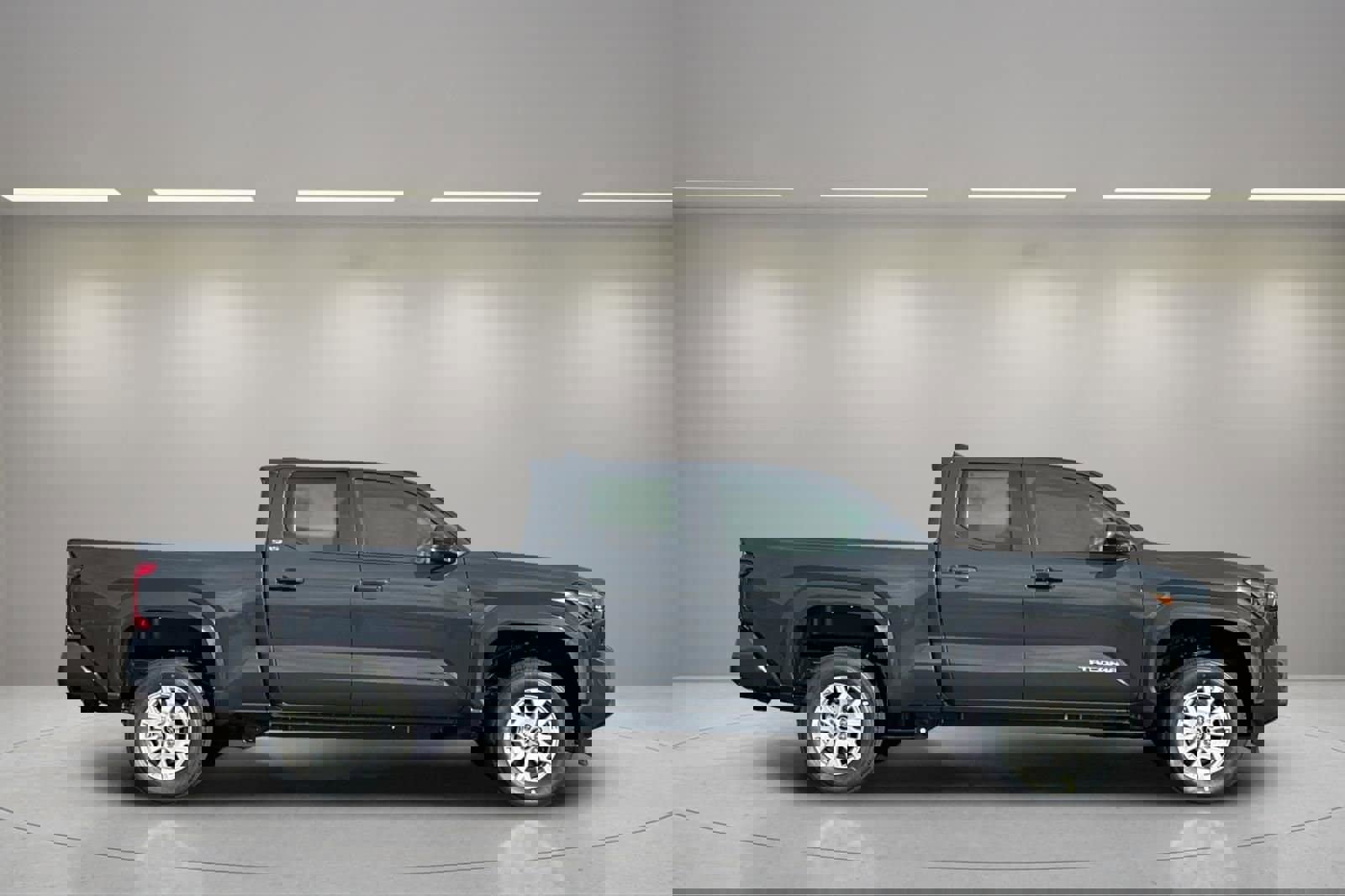 New 2026 Toyota Tacoma SR5 AWD/4WD image 2