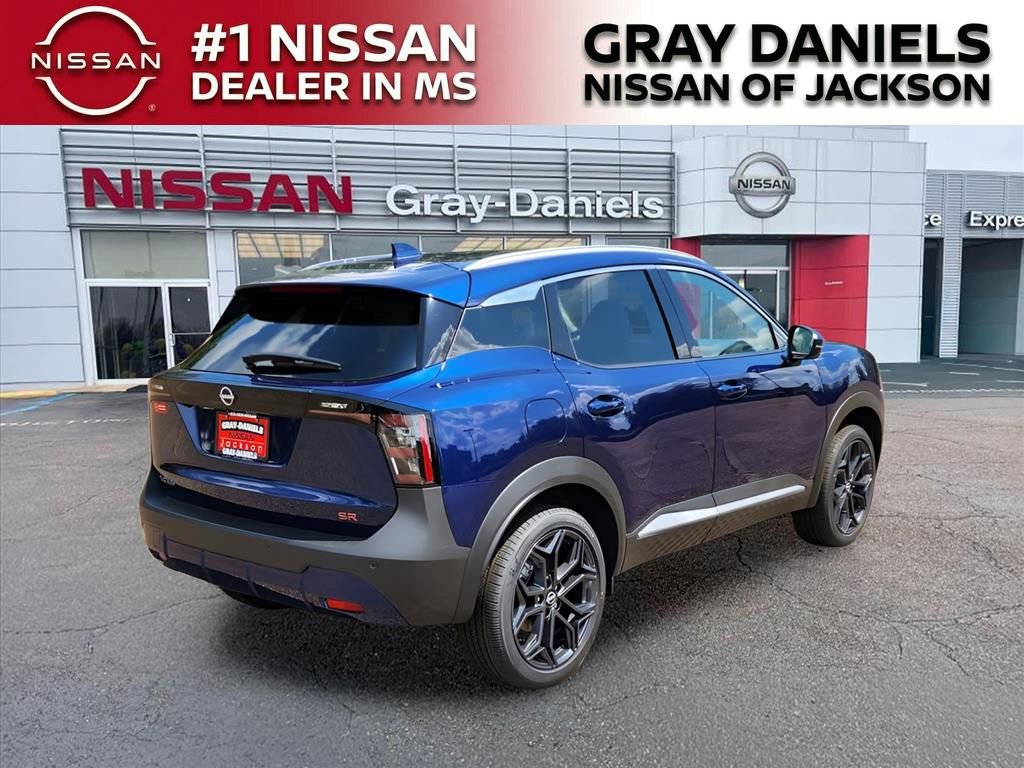 New 2025 Nissan Kicks SR image 17