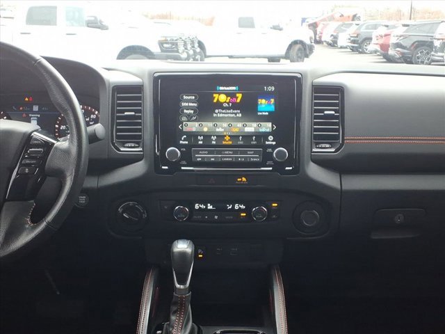 Used 2022 Nissan Frontier PRO-4X w/ Technology Package image 10