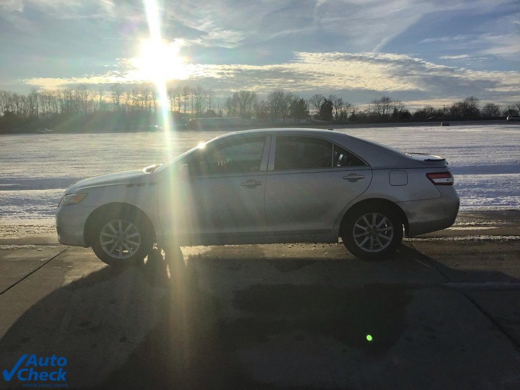 Used 2010 Toyota Camry XLE image 6
