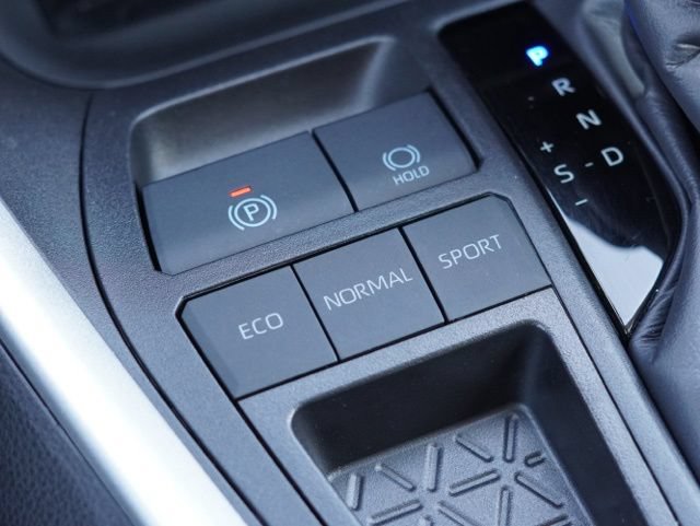 Used 2025 Toyota RAV4 XLE Premium w/ Weather Package FWD image 38