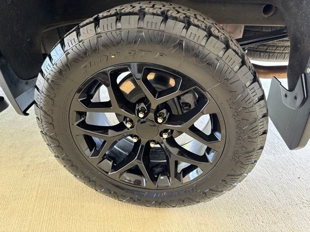 Used 2021 Chevrolet Silverado 1500 LTZ w/ LTZ Premium Package AWD/4WD image 43