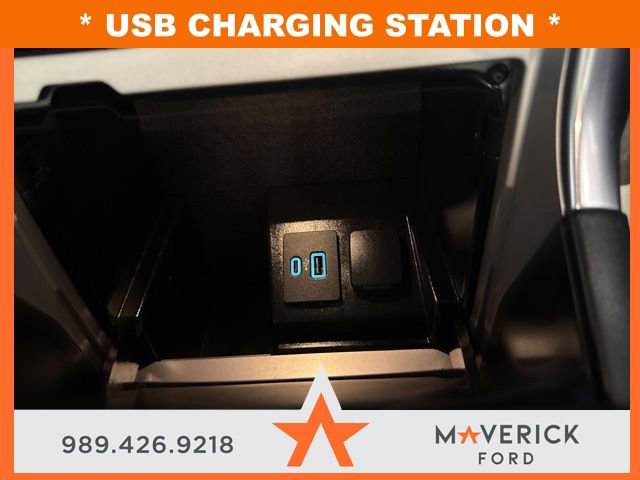 Used 2022 Ford Explorer XLT w/ Equipment Group 202A image 26