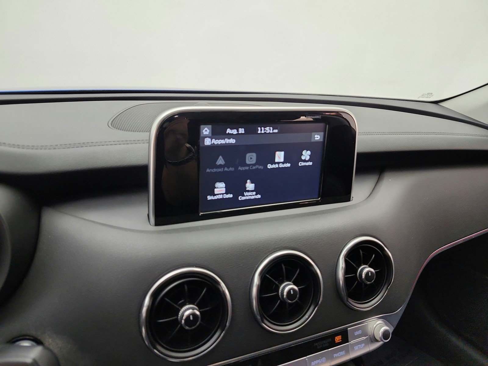 Used 2019 Kia Stinger RWD image 13