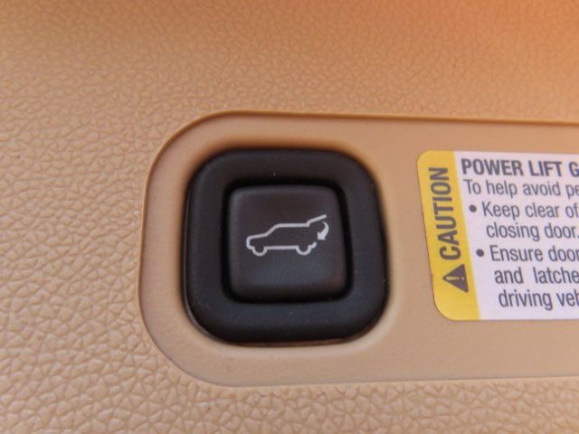 Used 2007 GMC Yukon Denali image 11