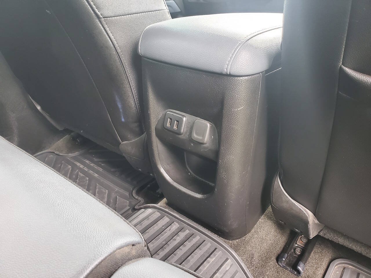 Used 2018 Chevrolet Colorado Z71 AWD/4WD image 20