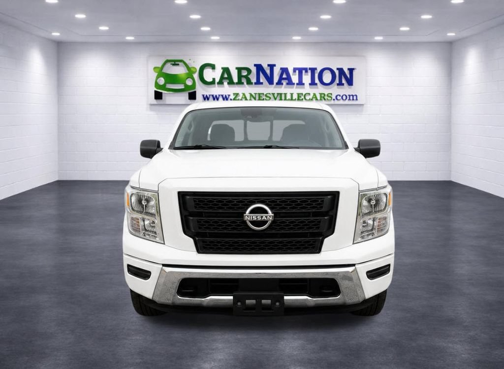 Used 2023 Nissan Titan SV AWD/4WD image 2