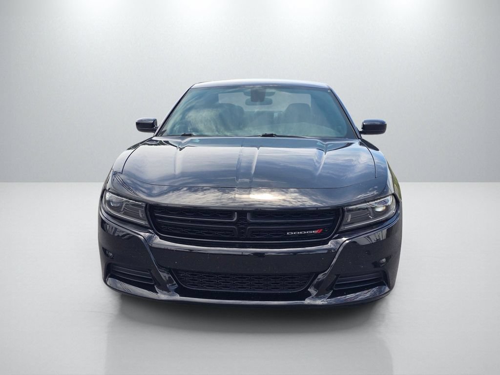 Used 2023 Dodge Charger SXT RWD image 2