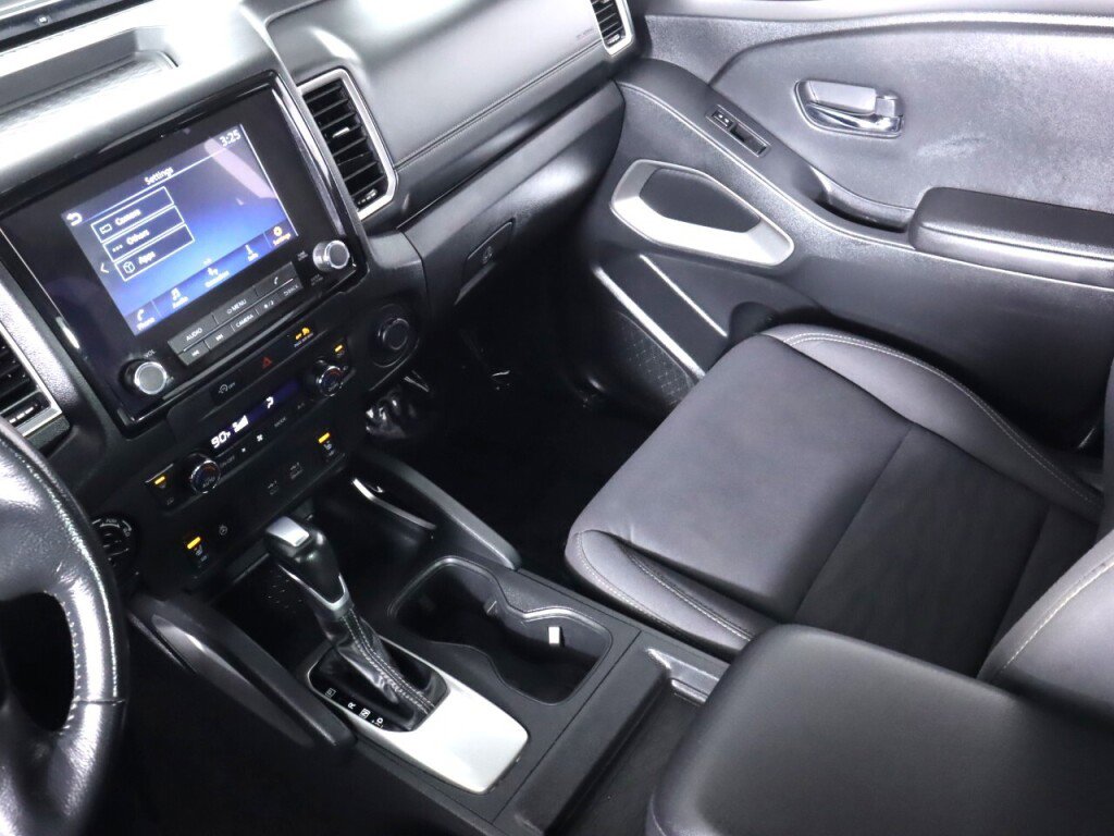 Used 2023 Nissan Frontier SV AWD/4WD image 36