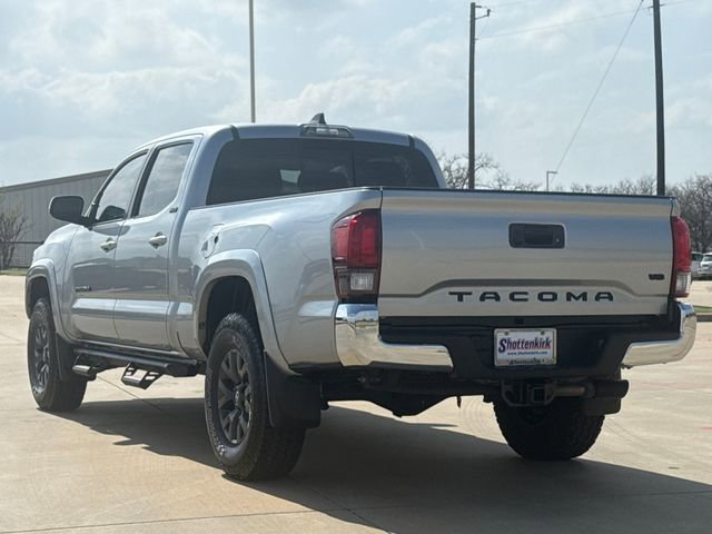 Used 2023 Toyota Tacoma SR5 RWD image 7
