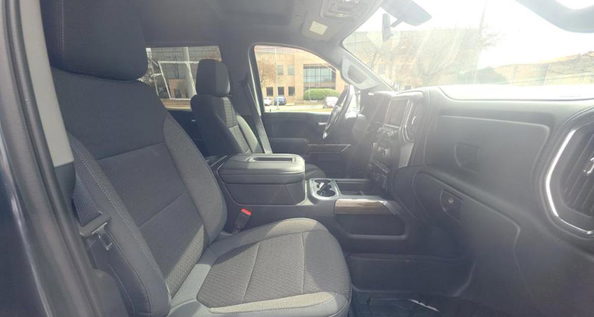 Used 2019 Chevrolet Silverado 1500 RST image 15