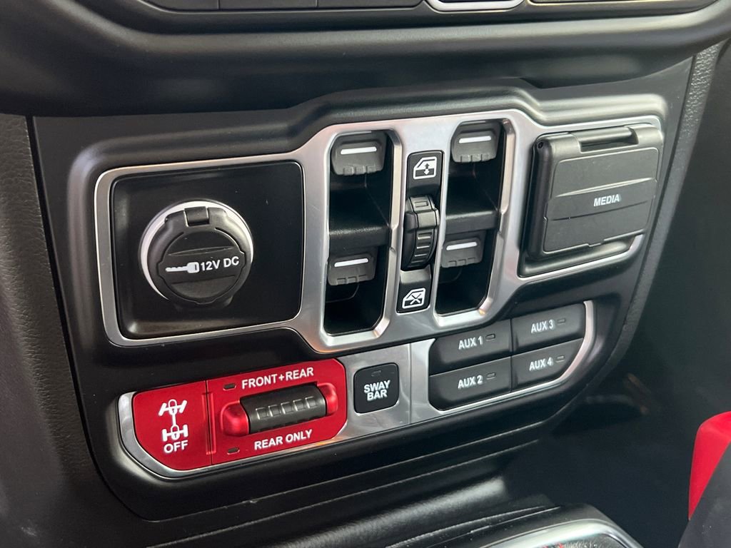 Used 2023 Jeep Wrangler Unlimited Rubicon 4xe image 26