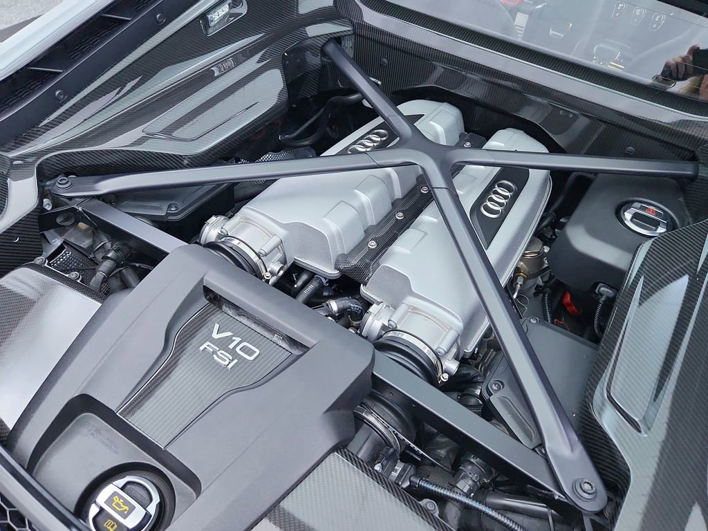 Used 2018 Audi R8 V10 plus image 36