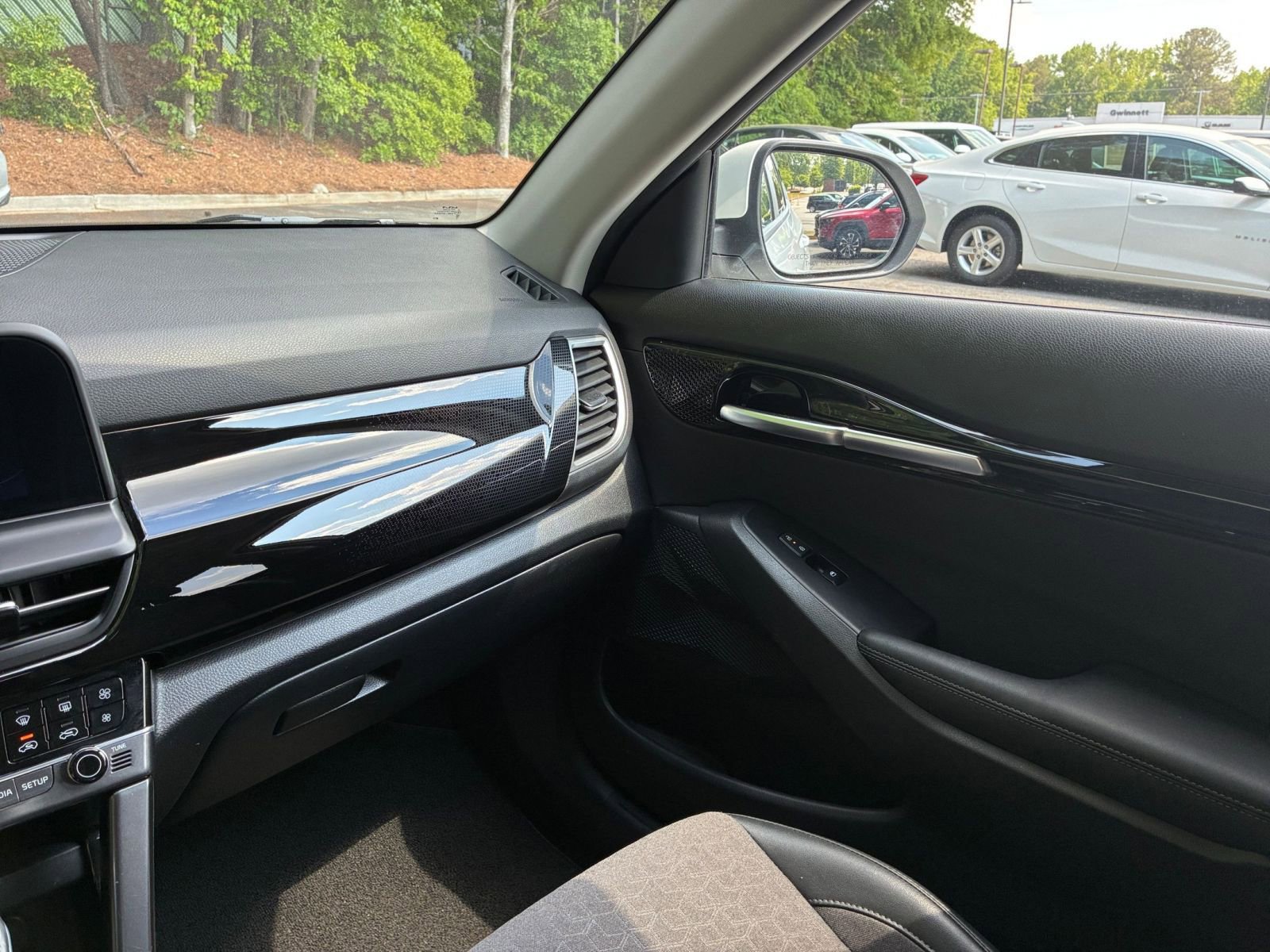 Used 2025 Kia Seltos S FWD image 37