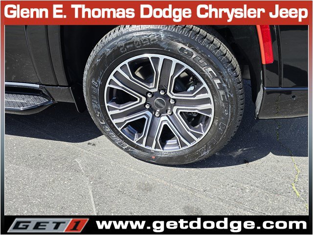 New 2025 Jeep Wagoneer L 4WD w/ Convenience Group I image 7