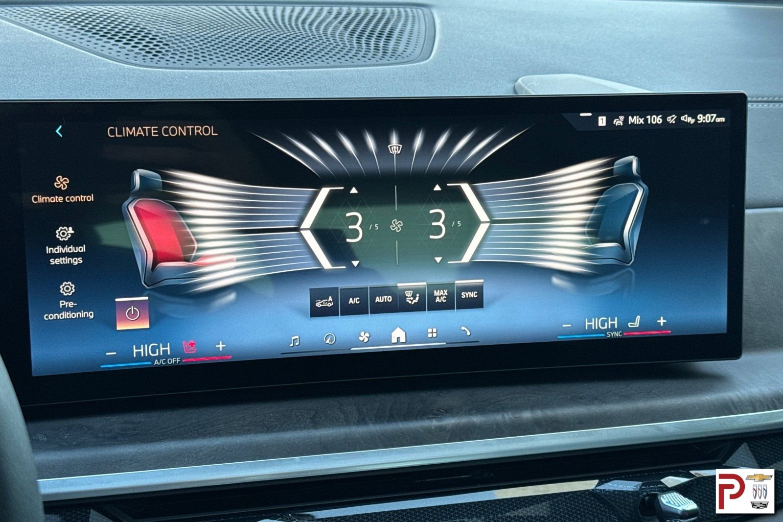 Used 2026 BMW X5 xDrive50e image 26