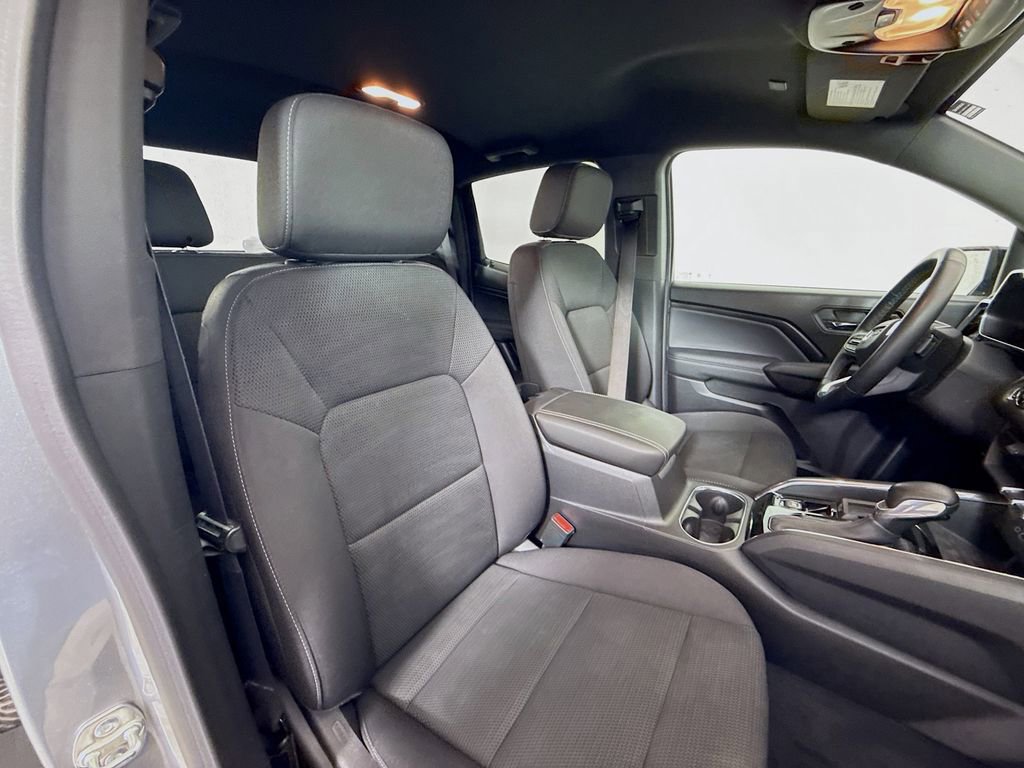 Used 2024 GMC Canyon Elevation image 27