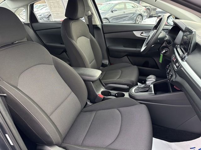 Used 2023 Kia Forte LXS w/ LXS Technology Package image 42