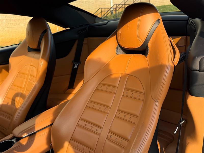 Used 2015 Ferrari California T RWD image 15