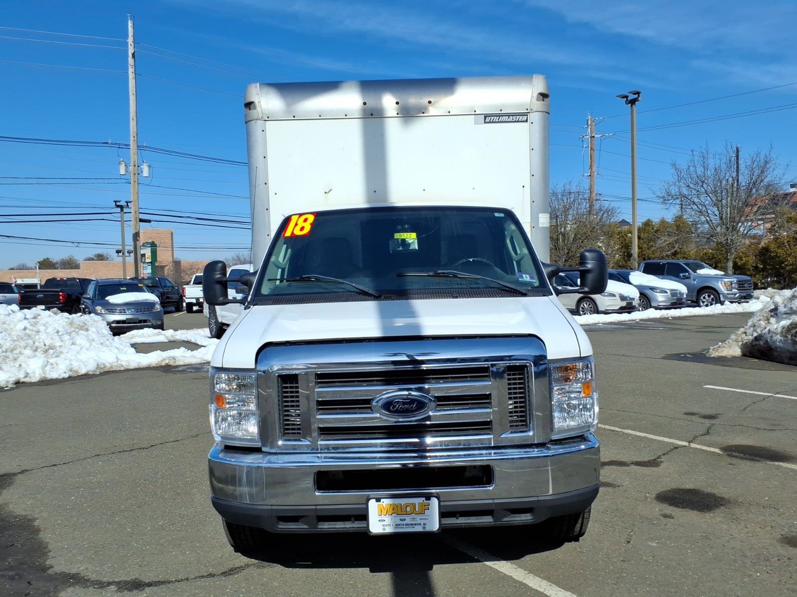 Used 2018 Ford E-350 and Econoline 350 Super Duty image 2