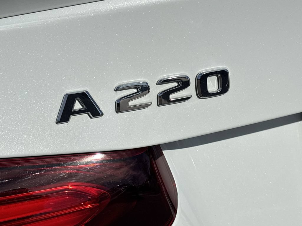 Used 2020 Mercedes-Benz A 220 image 32
