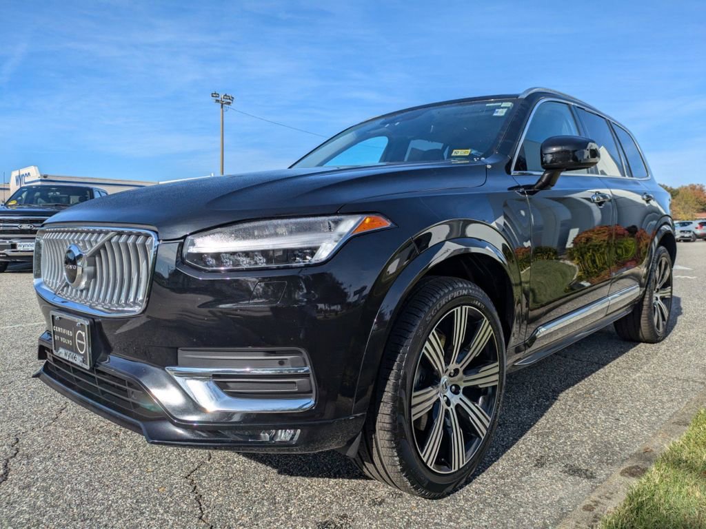 Certified 2022 Volvo XC90 T6 Inscription w/ Climate Package AWD/4WD image 7