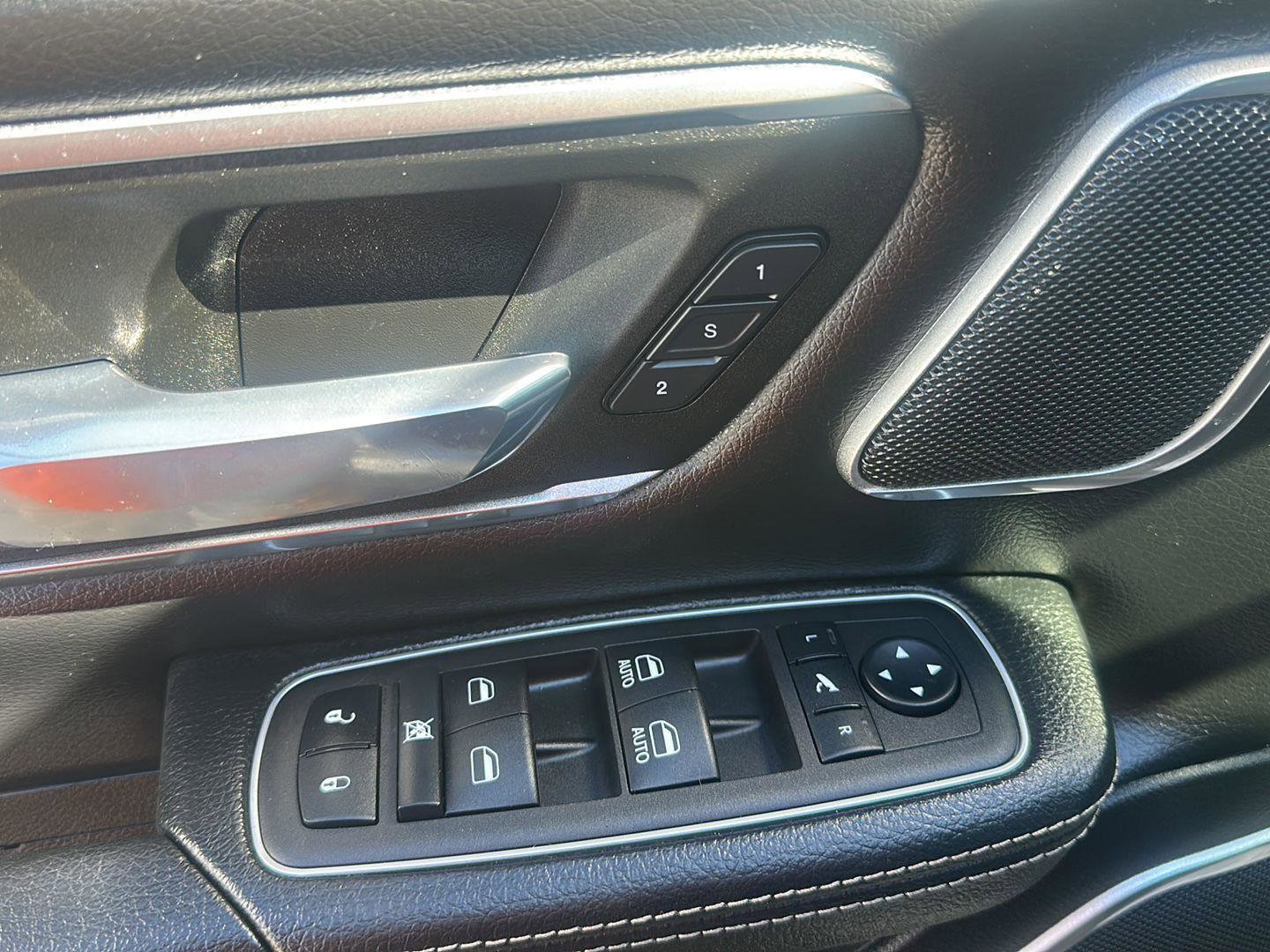 Used 2023 RAM 1500 Laramie image 16