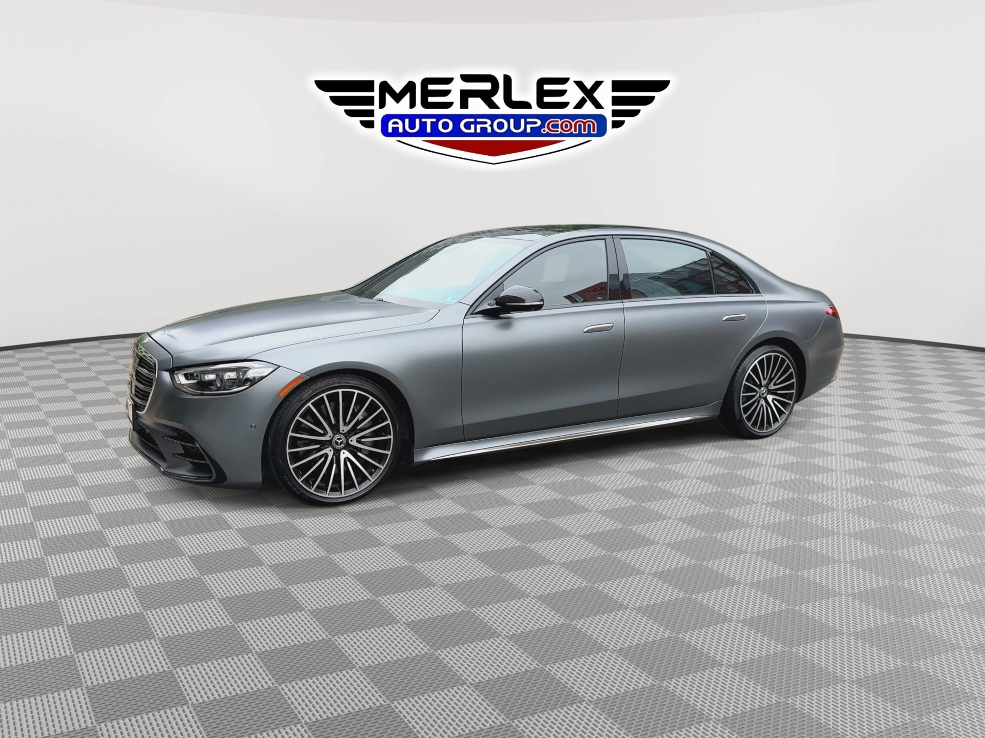 Used 2023 Mercedes-Benz S 580 4MATIC Sedan image 4
