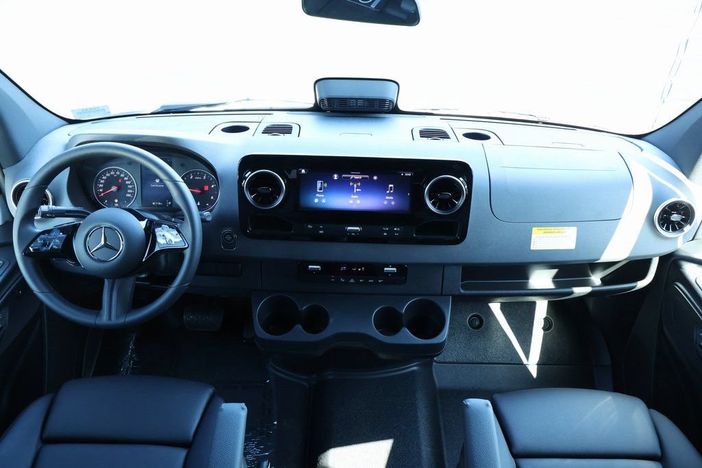 New 2026 Mercedes-Benz Sprinter 2500 image 4