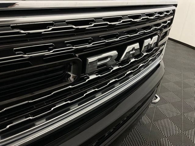 Used 2022 RAM 1500 Limited AWD/4WD image 9