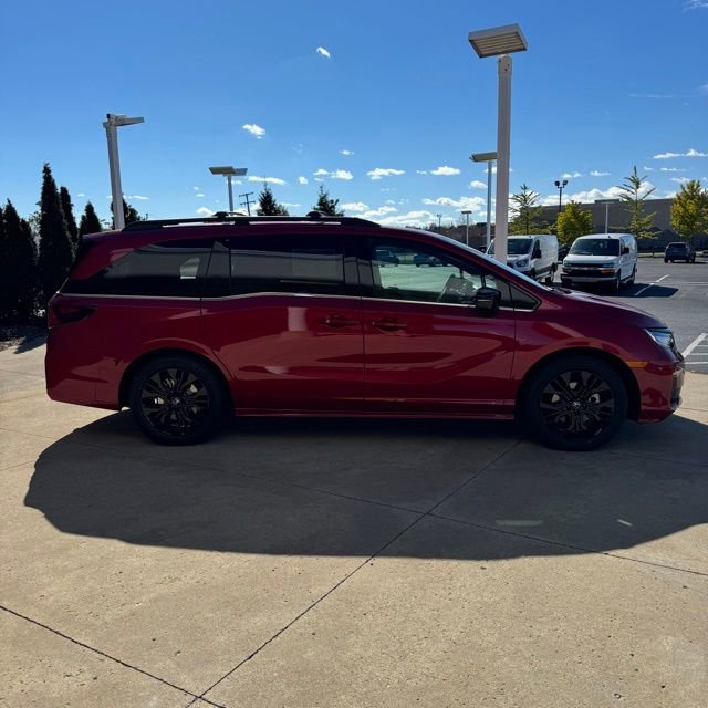 New 2026 Honda Odyssey Sport-L image 2