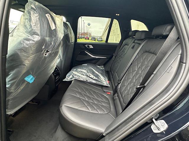 New 2026 BMW X5 xDrive40i w/ M Sport Package image 5