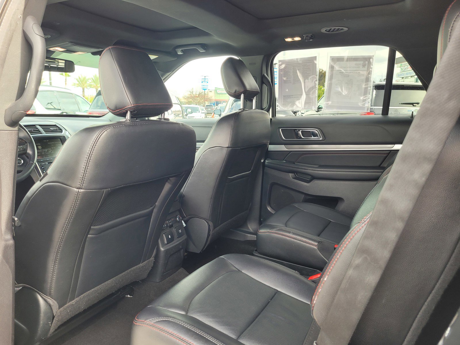 Used 2018 Ford Explorer Sport w/ Equipment Group 401A image 14