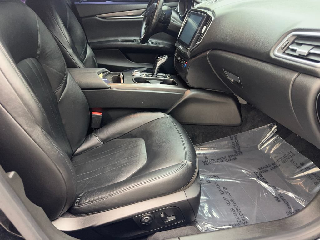 Used 2020 Maserati Ghibli RWD image 44