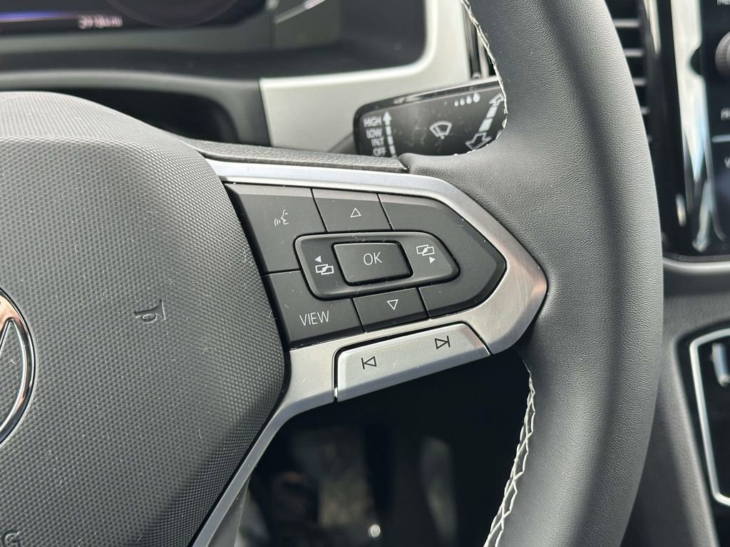 Certified 2023 Volkswagen Atlas Cross Sport SE w/ Black Wheel Package image 26