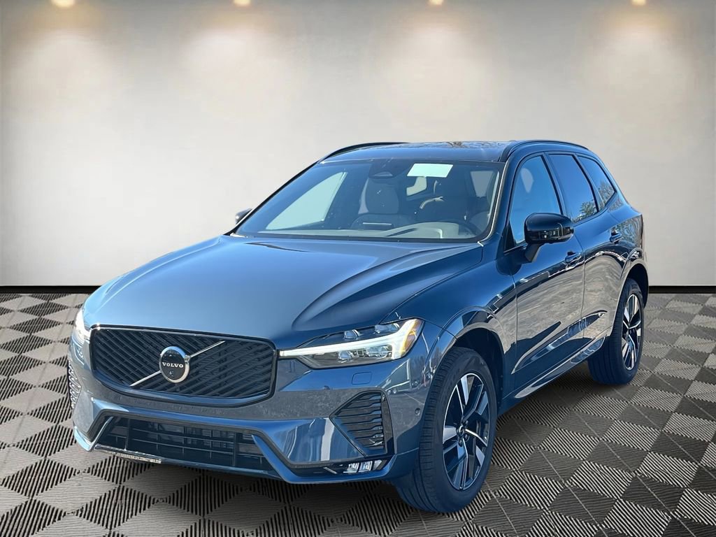 New 2026 Volvo XC60 B5 Plus w/ Climate Package image 7