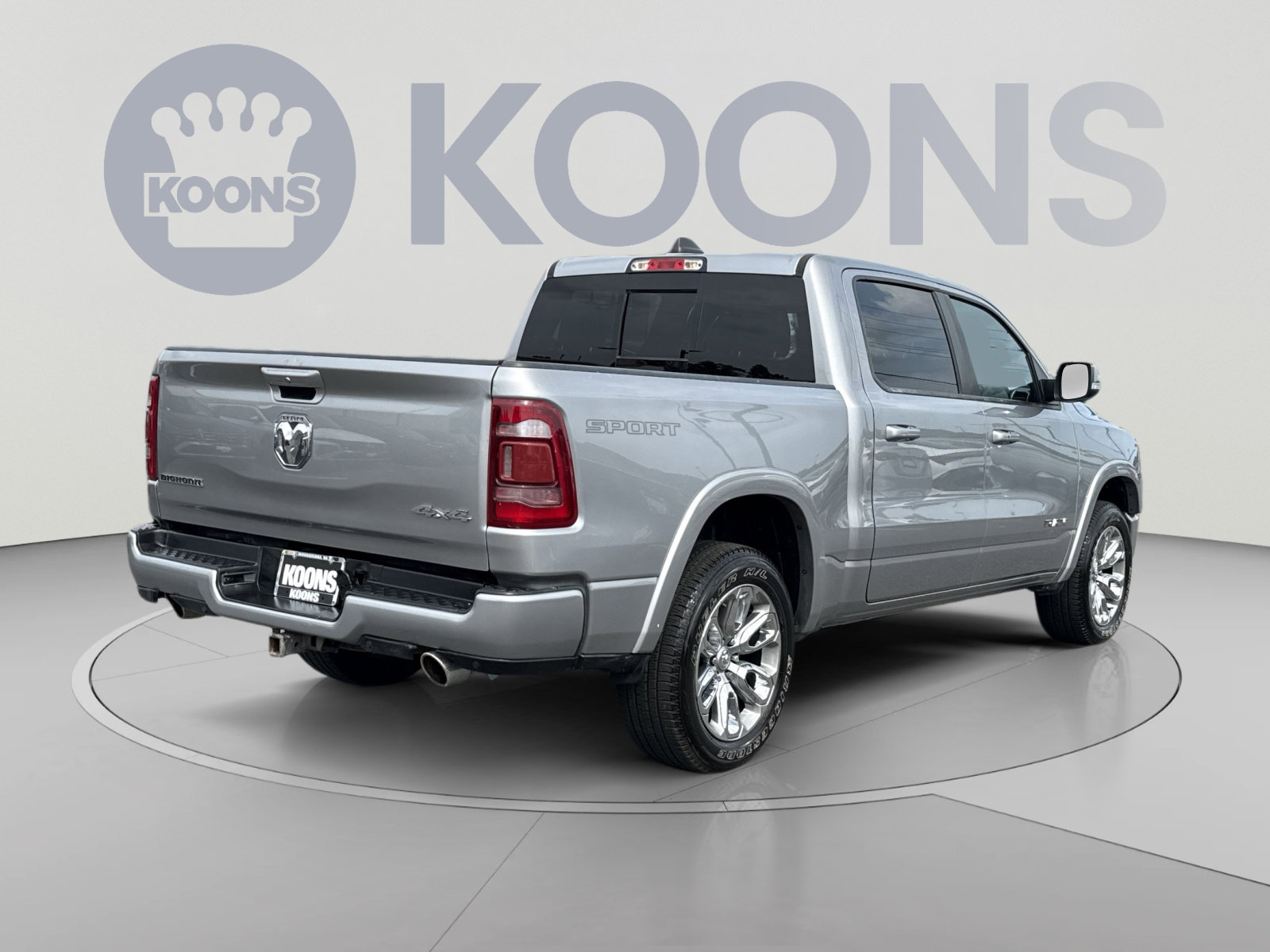Used 2022 RAM 1500 Laramie w/ Sport Appearance Package AWD/4WD image 7