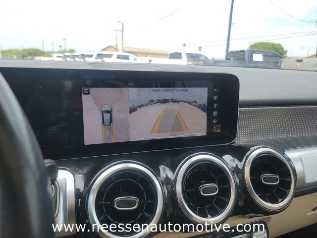 Used 2021 Mercedes-Benz GLB 250 image 25