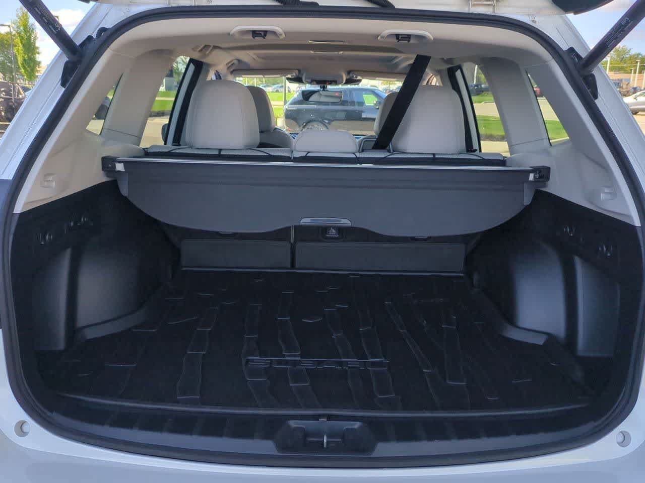 Certified 2024 Subaru Forester Premium AWD/4WD image 34