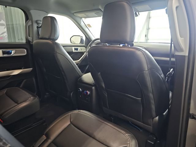 Used 2023 Ford Explorer Limited w/ Class IV Trailer Tow Package AWD/4WD image 31