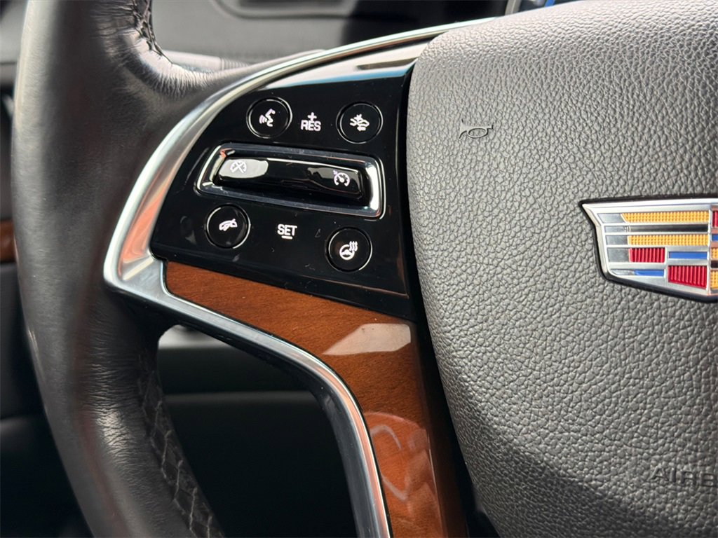 Used 2020 Cadillac Escalade ESV Luxury image 29