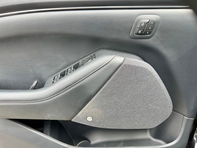 Used 2022 Ford Mustang Mach-E Premium image 12