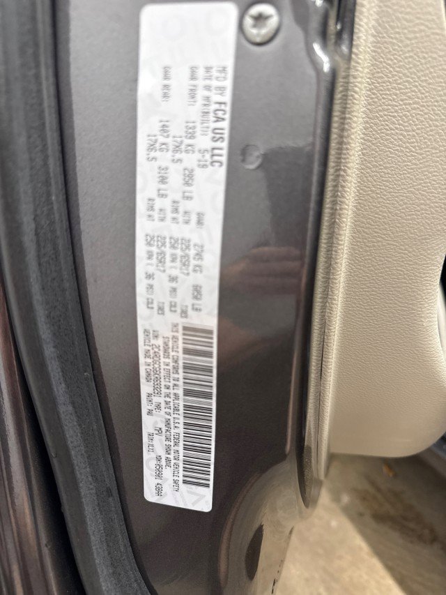 Used 2019 Dodge Grand Caravan SXT FWD image 48