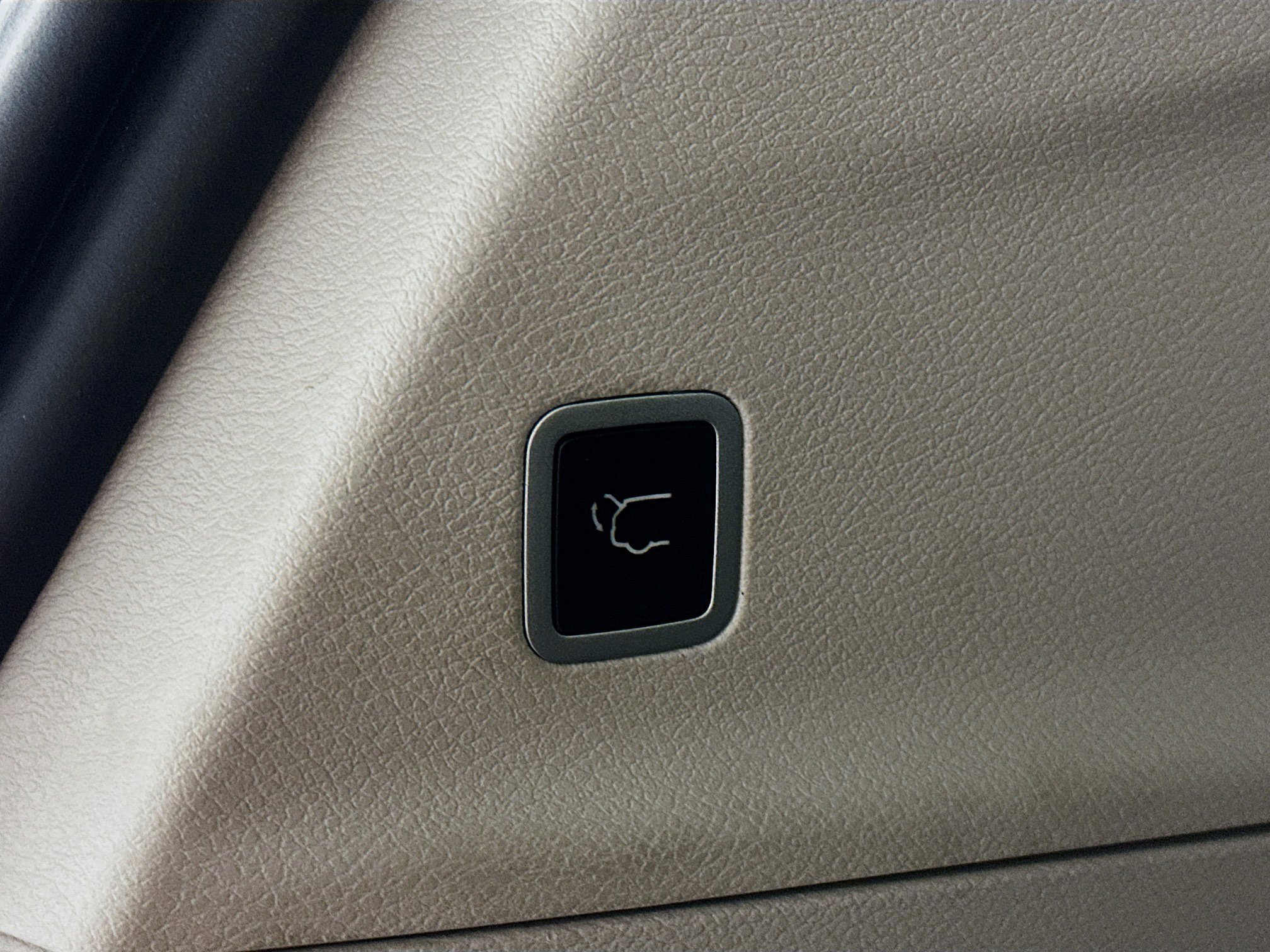 Used 2024 Chrysler Pacifica Touring-L image 31