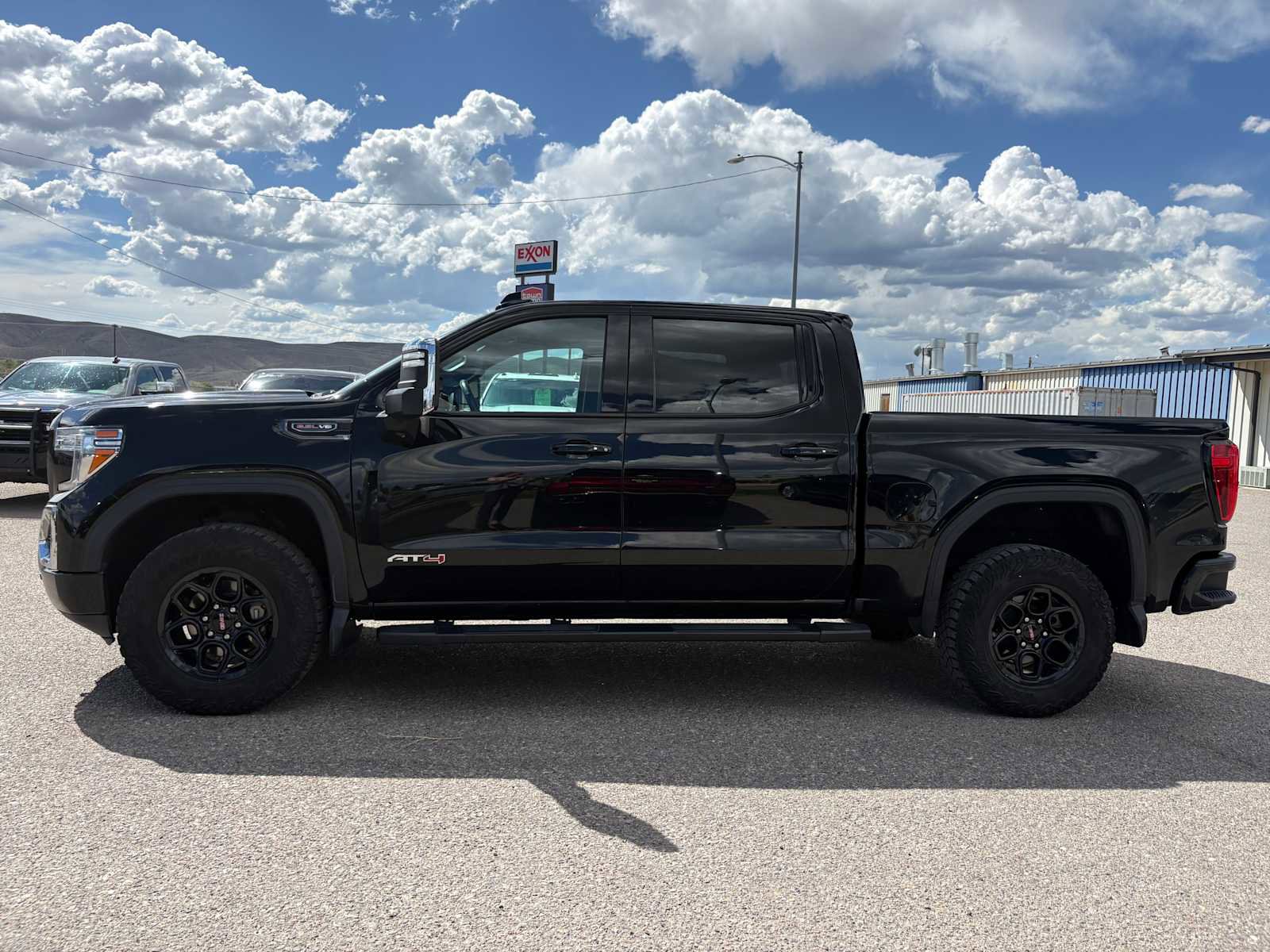 Used 2020 GMC Sierra 1500 AT4 w/ AT4 Premium Package AWD/4WD image 21