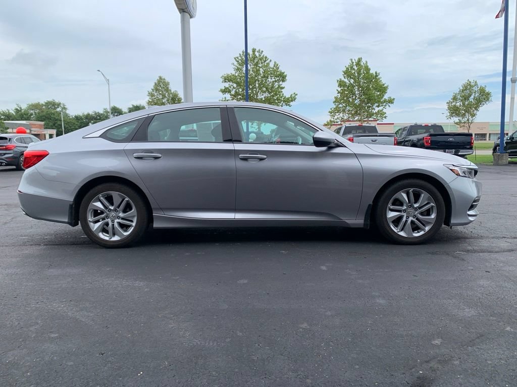 Used 2020 Honda Accord LX image 2