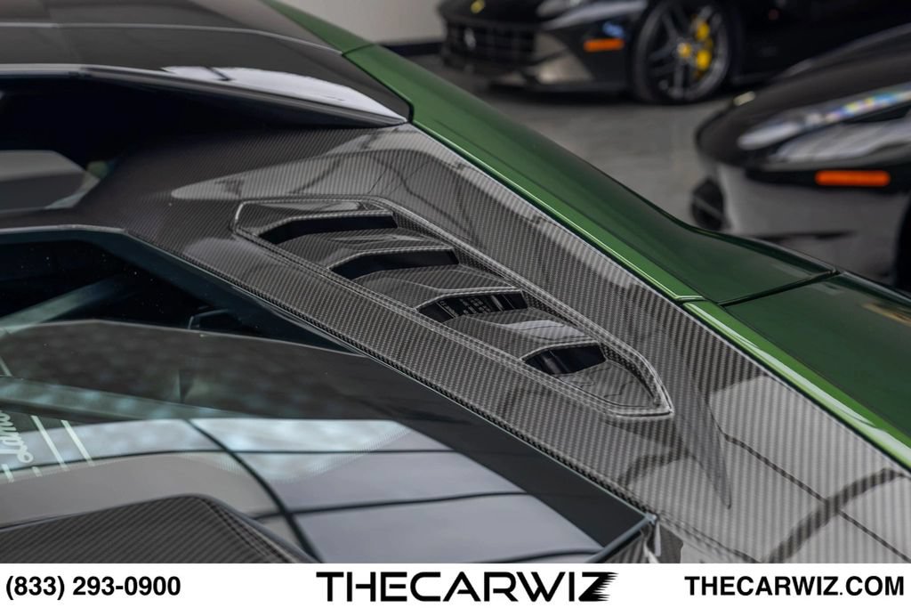 Used 2024 Lamborghini Huracan Tecnica RWD image 28